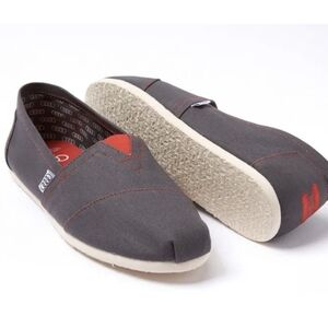 Toms Men's Gray and Red Audi Designed Classic Slip On Shoes Size 7.5